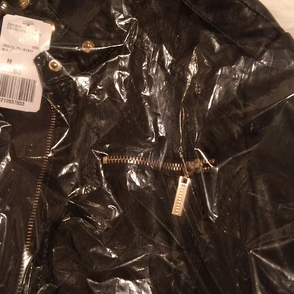 Jacket - Picture 6 of 10